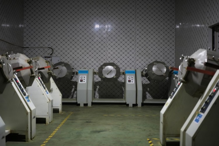 Hangzhou Zhiqinghe Tea Tech Co.,Ltd Organic Matcha Green Tea Ball Mill Workshop