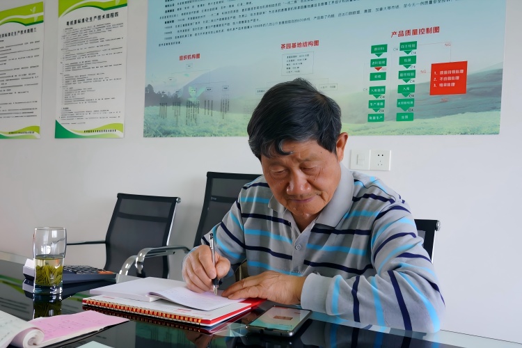 Mr. Yuan Shaohua, founder of the factory
