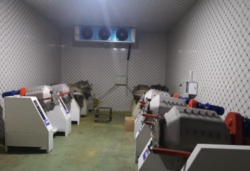 Low temperature grinding